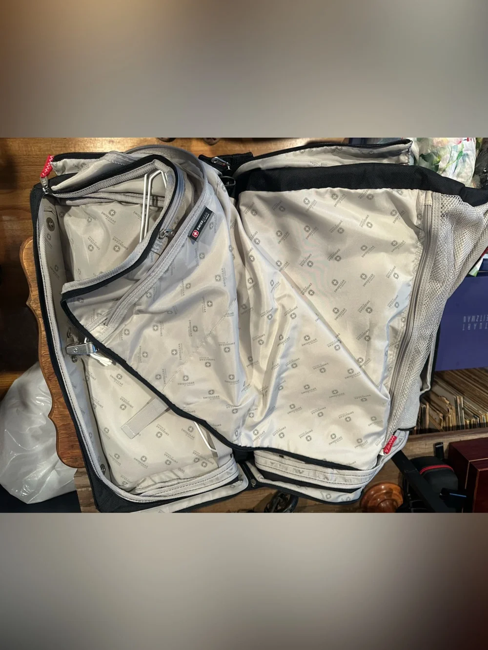 SwissGear spacious black